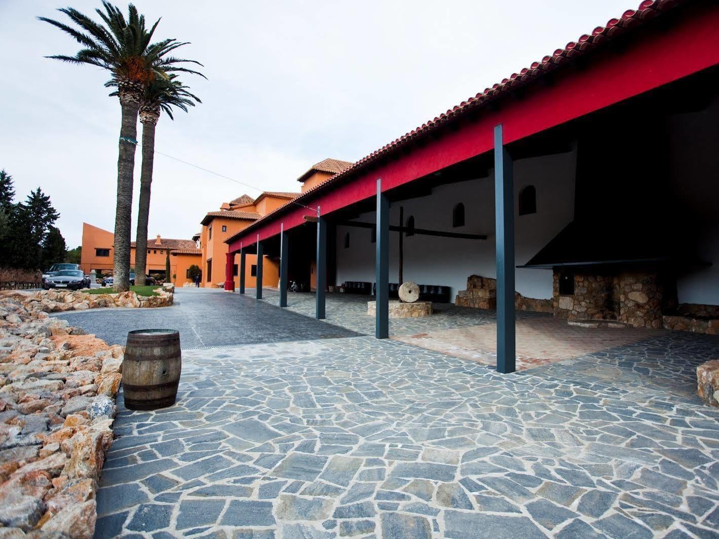 Hotel & Winery Senorio De Nevada Villamena Exterior photo